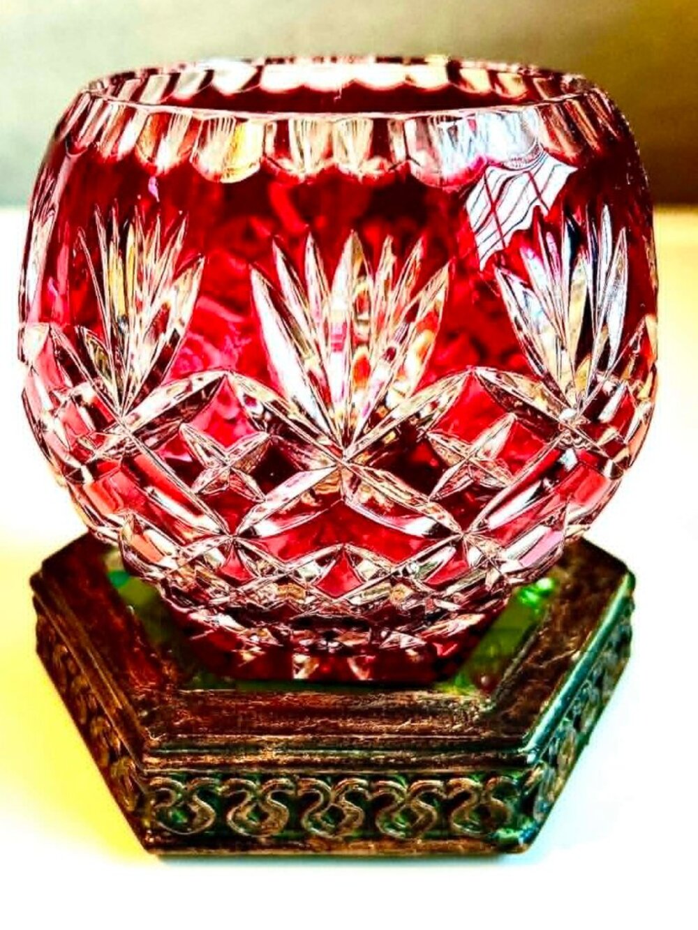 NWT CRYSTAL CLEAR IND Essex Ruby Red Crystal Rose Bowl Hand Cut to Clear 4.5"